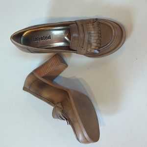 Unlisted, Kenneth Cole, brown fringed block heel loafer. 8.5